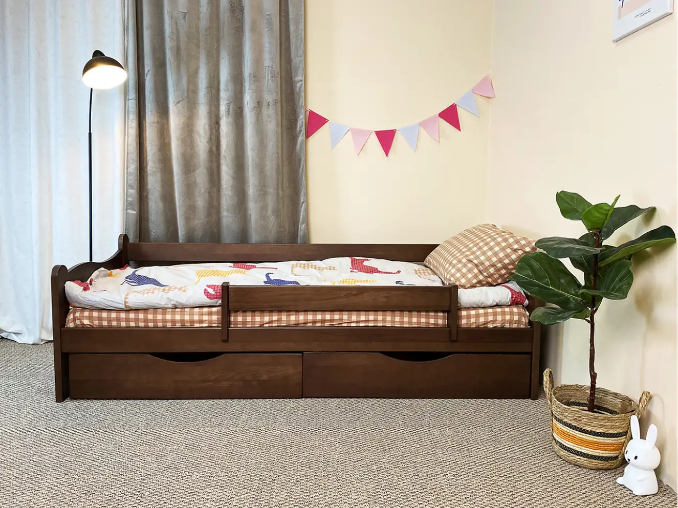 Ліжко дитяче з дерева Злата (бук) Тонований