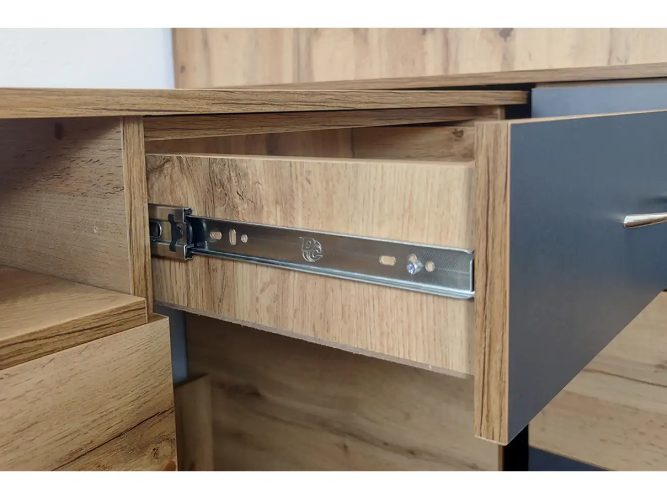 Кровать Комод Тахо со столом