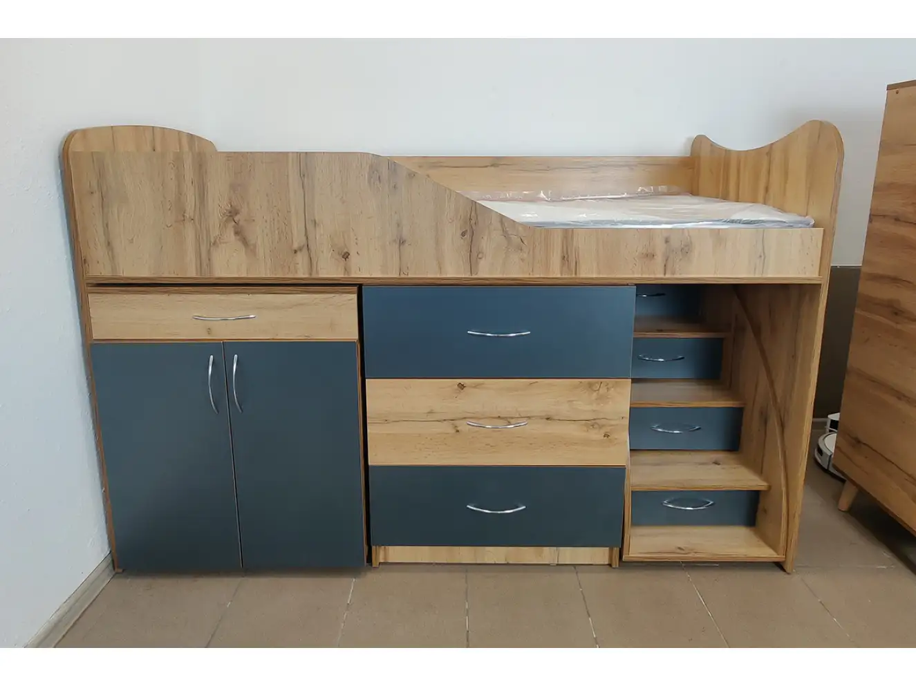 Кровать Комод Тахо со столом