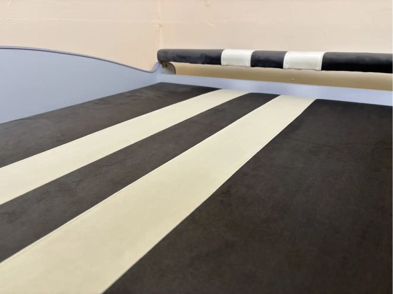 Акція Ліжко машина для хлопчика Люкс Порше / LUXE Porsche + акція за 1грн Акція Ліжко машина для хлопчика Люкс Порше / LUXE Porsche + акція за 1грн