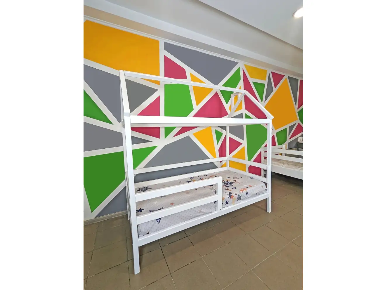 Ліжко Будиночок з бортиком Террі (бук) Колір RAL