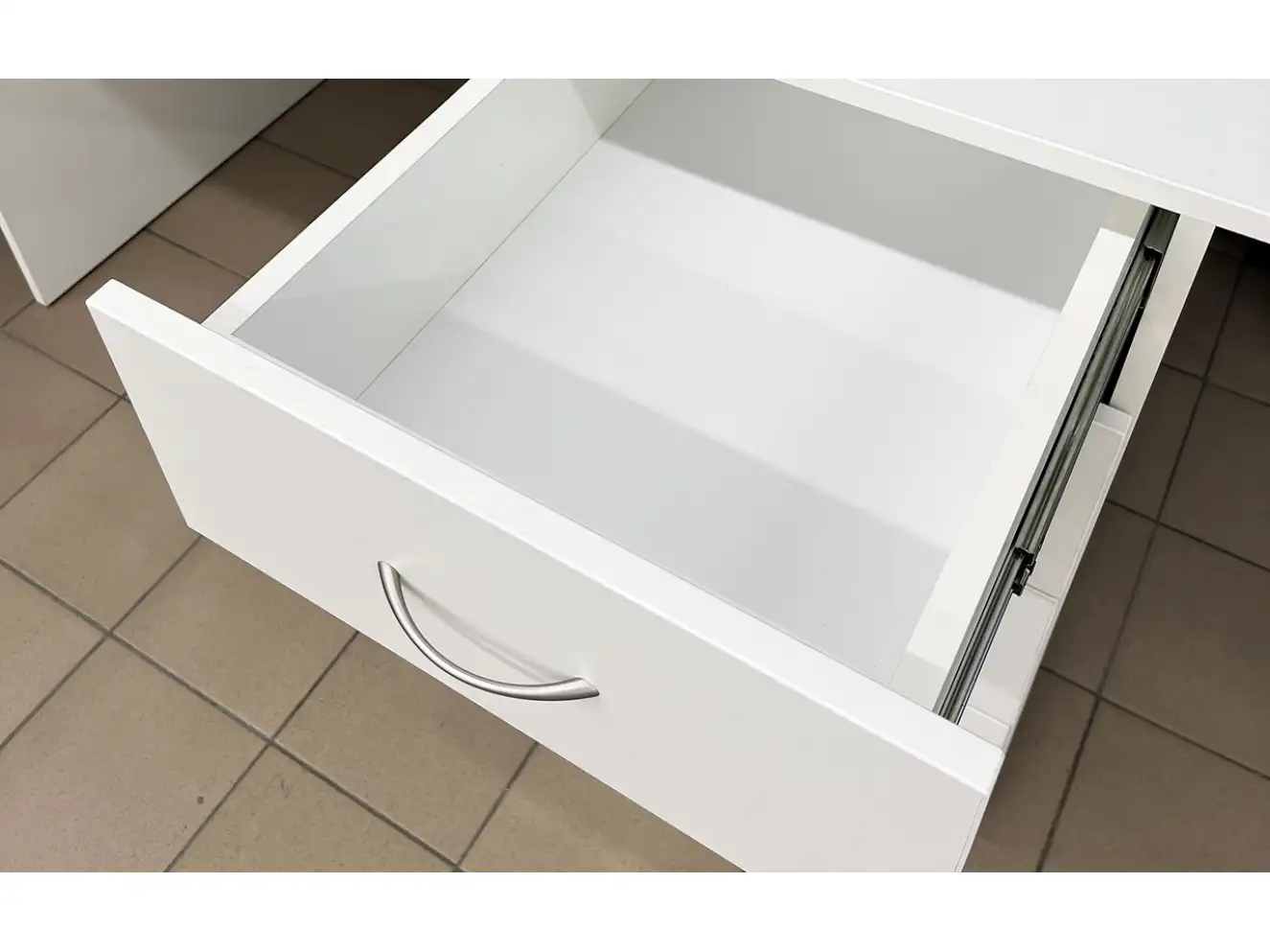 Стол для школьника №3 с ящиками