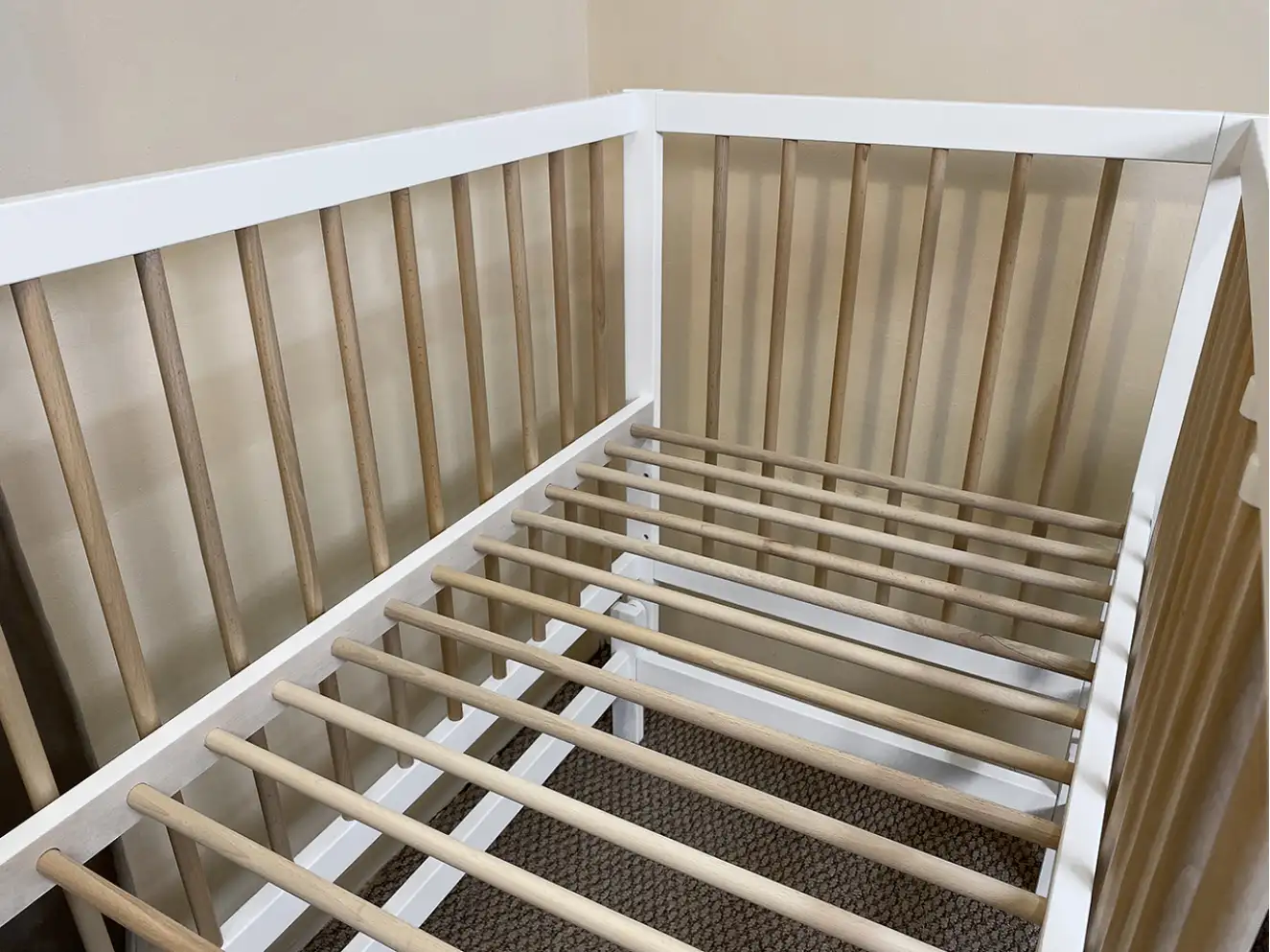 Кроватка детская Сказка Цвет Белый с натуральным