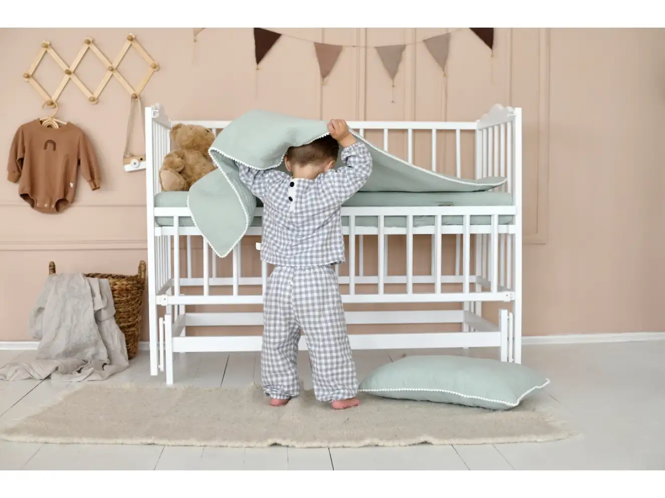 Кроватка детская Ангелина Цвет Белый