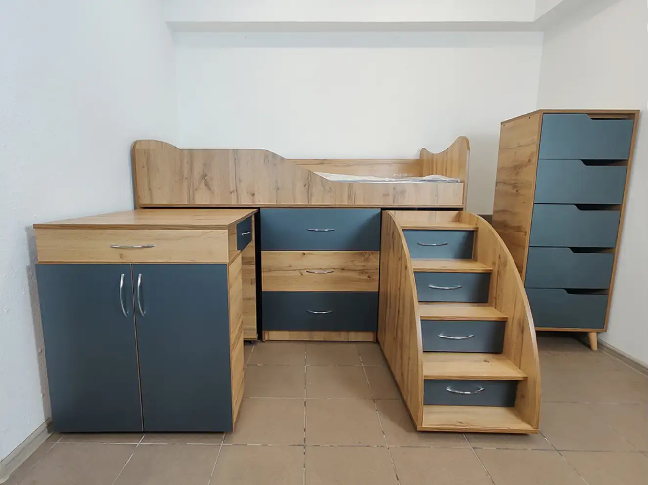 Кровать Комод Тахо со столом