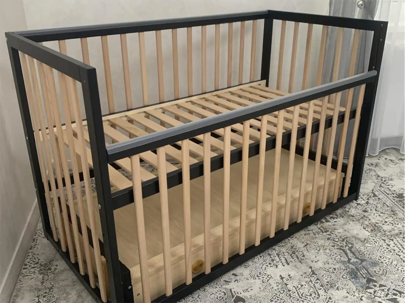 Дитяче ліжечко Софія Колір Чорний з Натуральним Дитяче ліжечко Софія Колір Чорний з Натуральним
