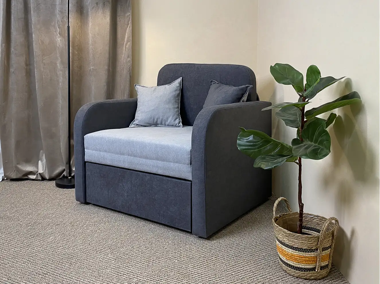 Крісло дитяче розкладне Карлсон