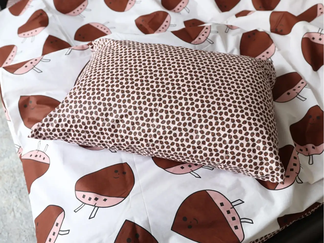 Полуторный набор постельного белья Daisy 150x220 из Бязи Gold