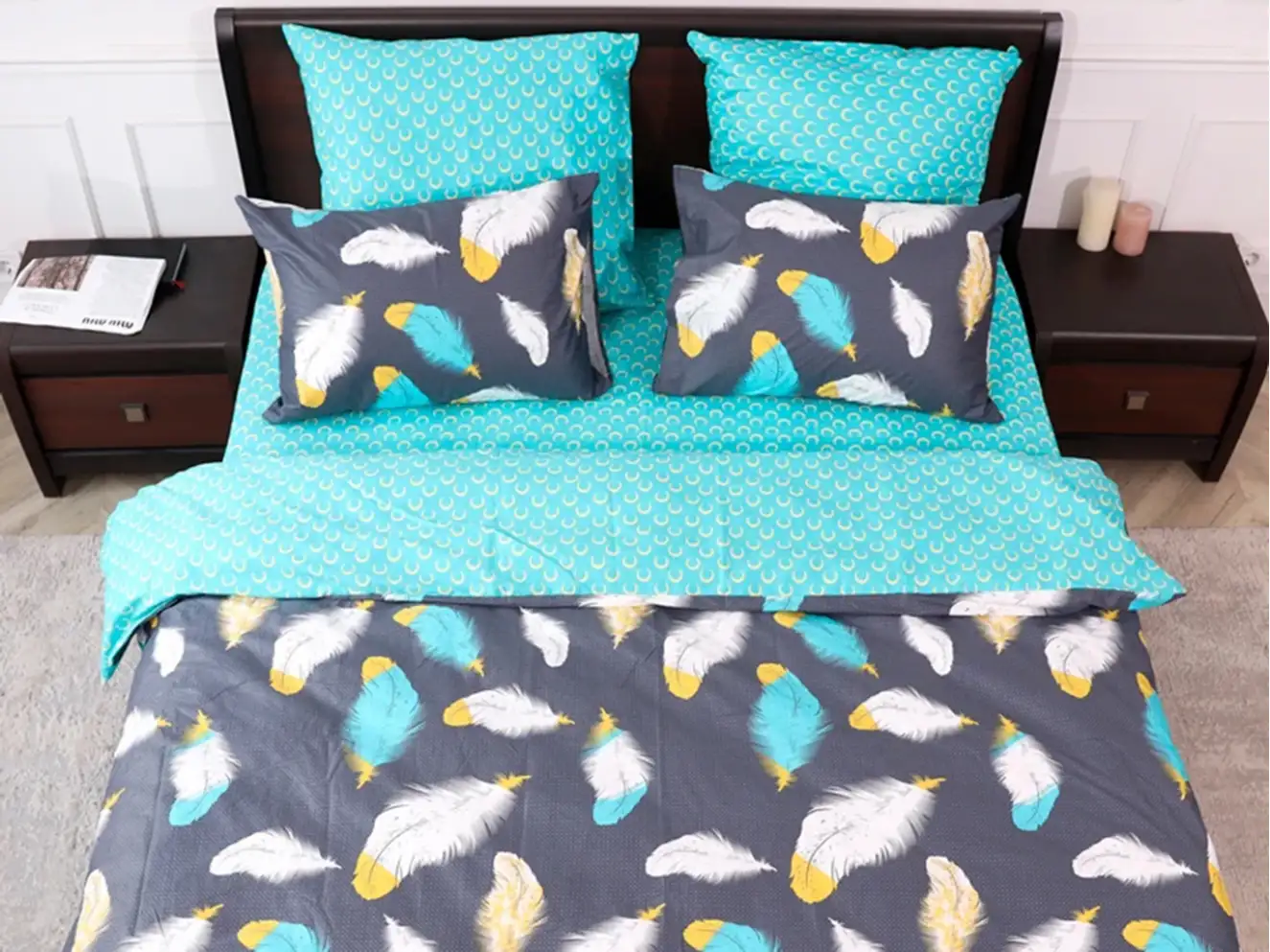 Полуторный набор постельного белья Перо 150x220 из сатина