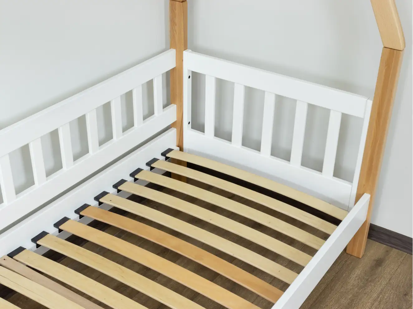 Дитяче ліжко Будиночок Хатинка (бук) Дитяче ліжко Будиночок Хатинка (бук)