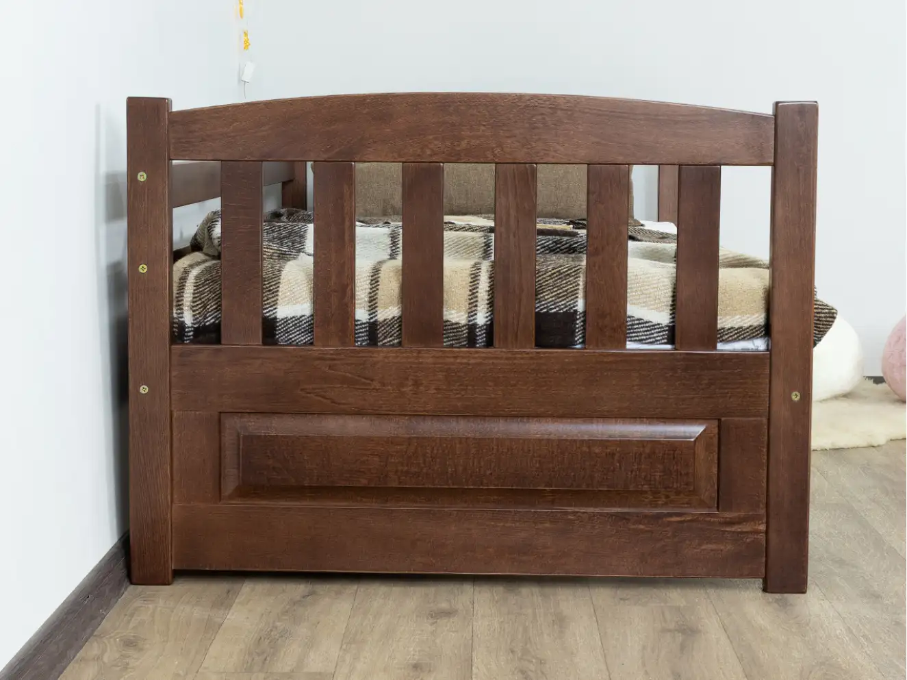 Детская кровать с дерева Немо (бук) 