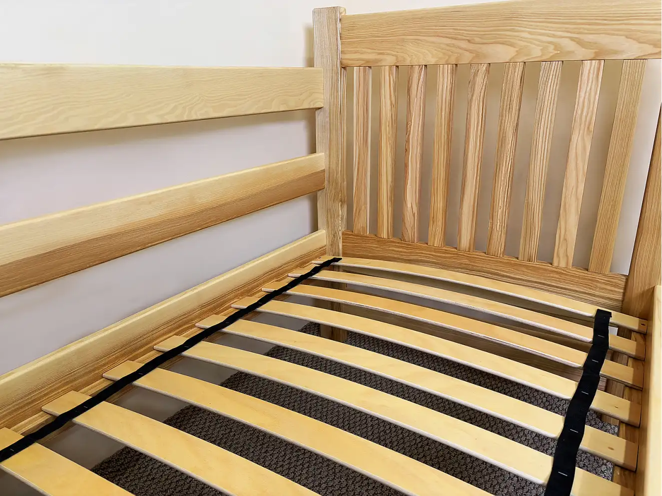 Детская кровать с дерева Даниэль (ясень) Ral