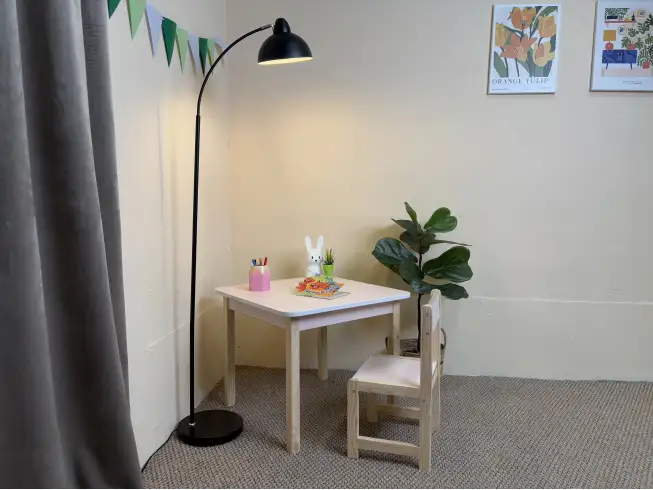 Комплект дитячий столик і стільчик (рожевий)