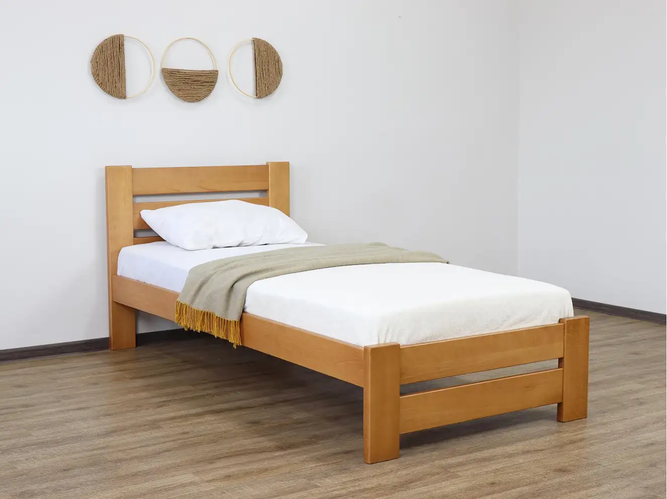 Детская кровать с дерева Марсель (бук) 