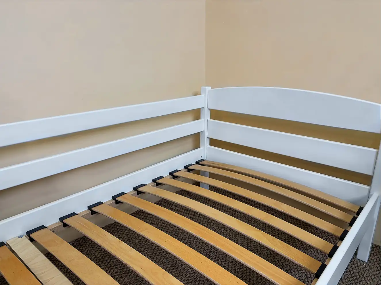 Детская кровать с дерева Хьюго (бук) Цвет RAL